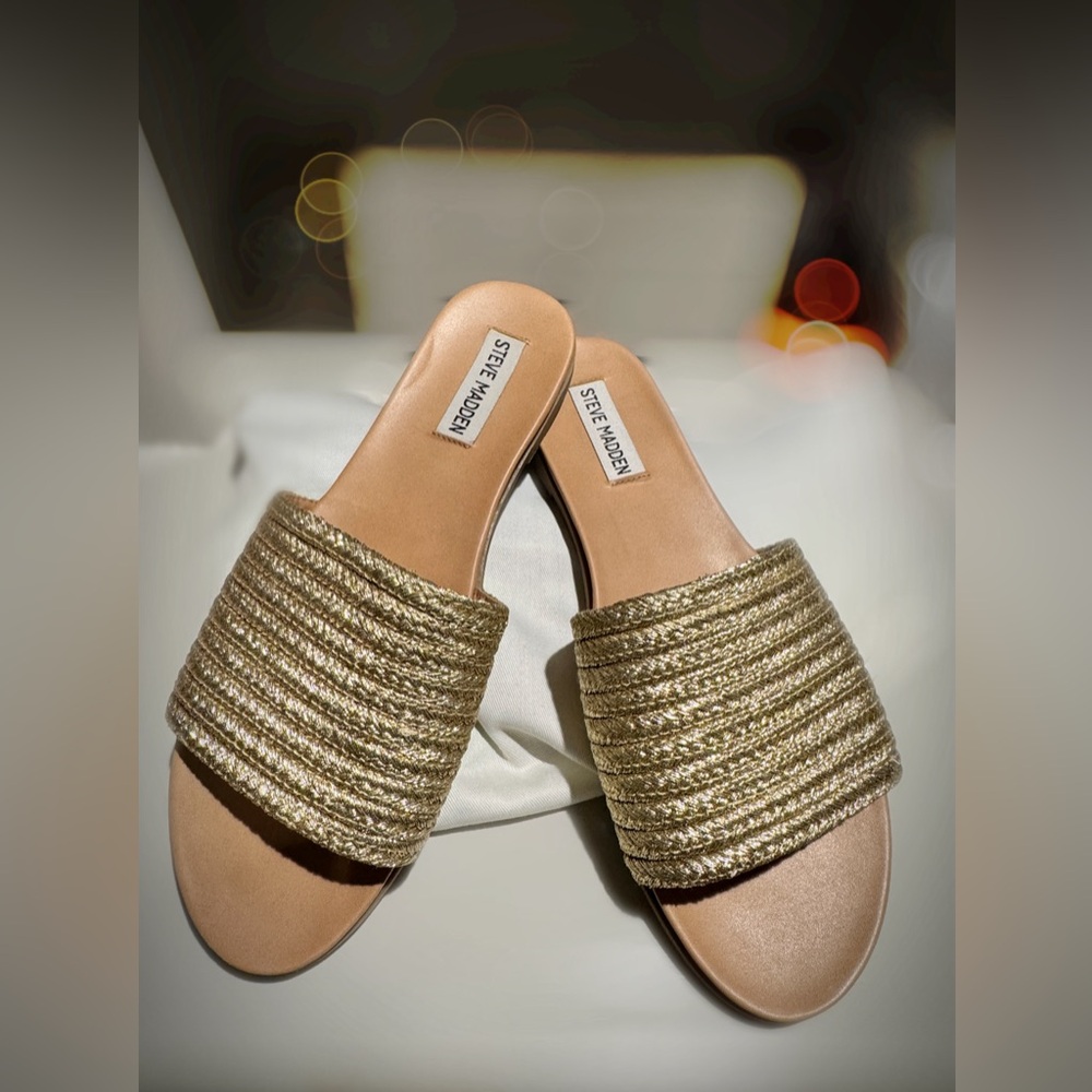 Gold Steve Madden Karolyn Slide Sandals, Size 8